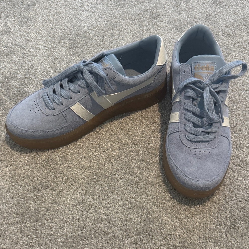 Gola grand slam elite sneakers. Light Blue and White- Women's